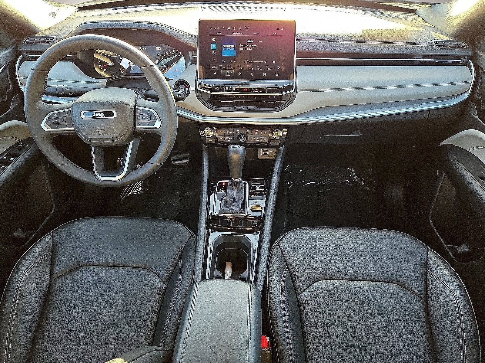 Used 2025 Jeep Compass Limited AWD/4WD image 16