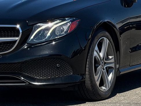 Used 2018 Mercedes-Benz E 400 Coupe image 4