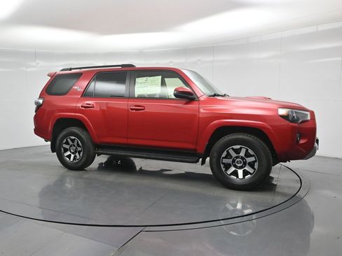 Used 2024 Toyota 4Runner TRD Off-Road image 23