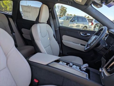 New 2026 Volvo XC60 B5 Plus w/ Protection Package Premier image 14