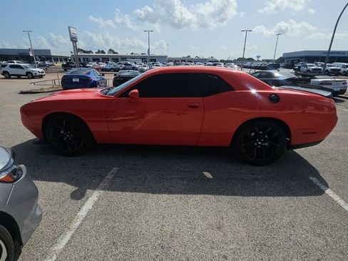 Used 2020 Dodge Challenger GT w/ Blacktop Package RWD image 4