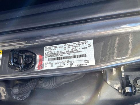 Used 2022 Ford F150 XLT w/ Equipment Group 302A High image 31