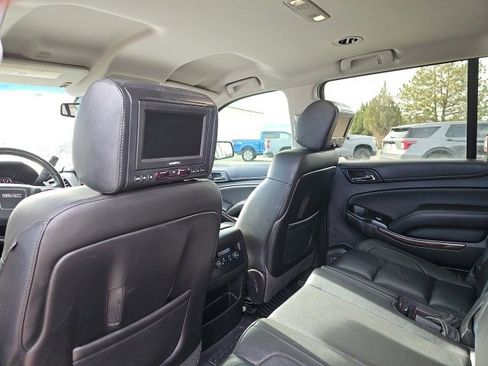 Used 2016 GMC Yukon XL SLT image 6