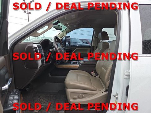 Used 2015 Chevrolet Silverado 2500 LTZ w/ Duramax Plus Package AWD/4WD image 9