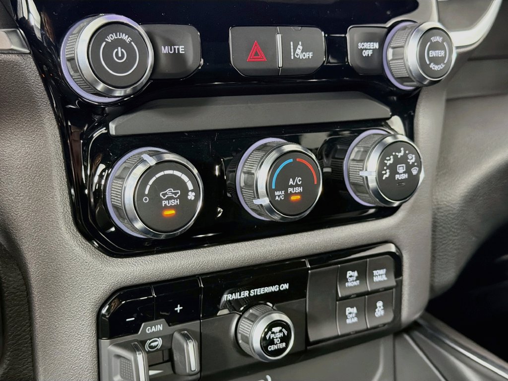New 2026 RAM 1500 Big Horn w/ Trailer Tow Group AWD/4WD image 15
