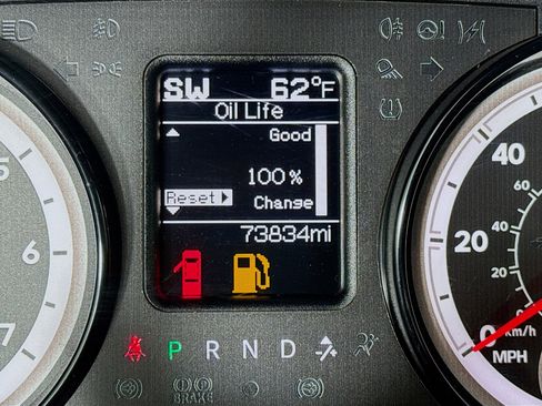 Used 2019 RAM 1500 Classic SLT image 15