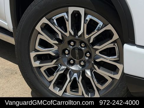 New 2026 GMC Sierra 1500 Denali Ultimate AWD/4WD image 9