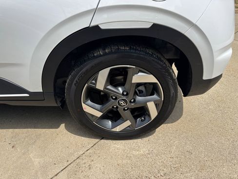 Certified 2026 Hyundai Venue SEL FWD image 19