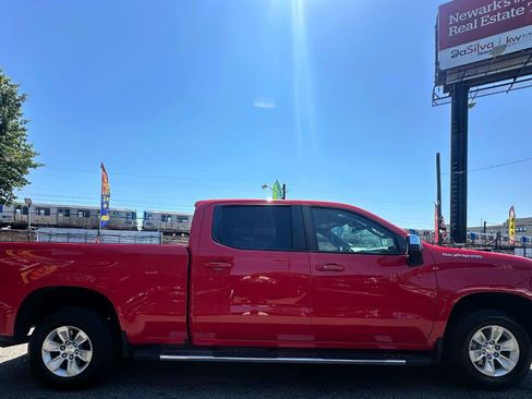 Used 2024 Chevrolet Silverado 1500 LT w/ Protection Package RWD image 3