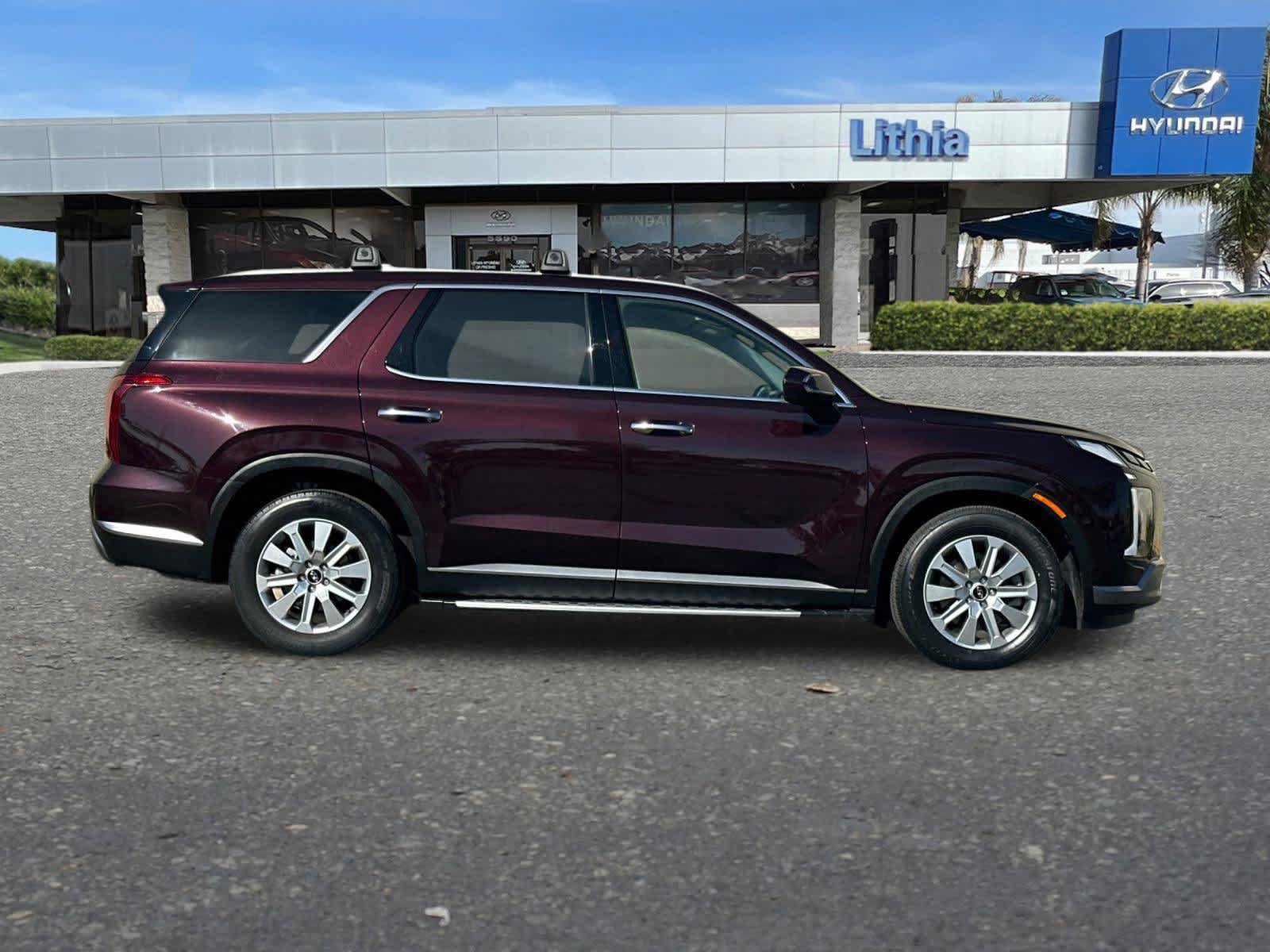 Certified 2024 Hyundai Palisade SEL FWD image 9