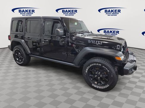 Used 2022 Jeep Wrangler Unlimited Sport AWD/4WD image 2