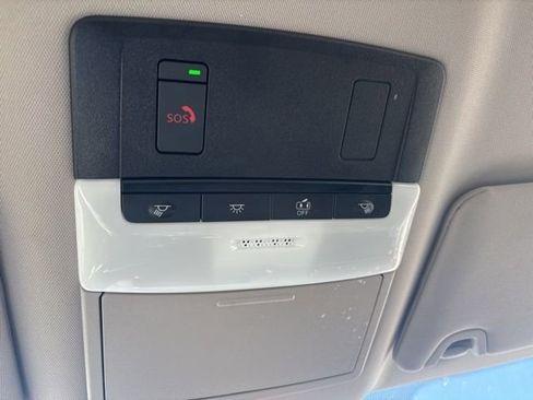 Used 2025 Nissan Altima 2.5 SV image 34