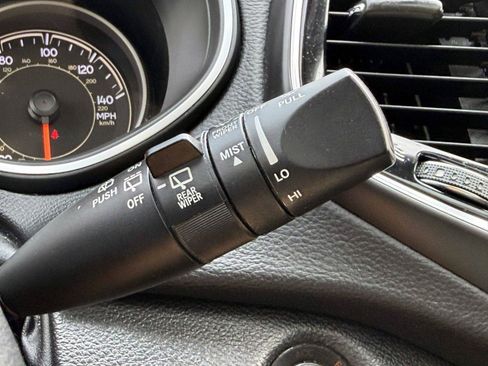 Used 2019 Jeep Cherokee Limited AWD/4WD image 25