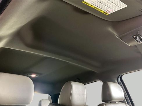 Used 2018 Ford F250 XL w/ Power Equipment Group AWD/4WD image 13