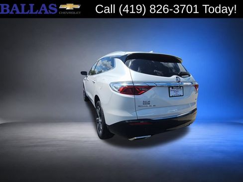 Used 2022 Buick Enclave Essence w/ Sport Touring Edition FWD image 7