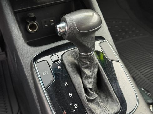 Used 2018 Kia Forte LX w/ LX Popular Package image 18