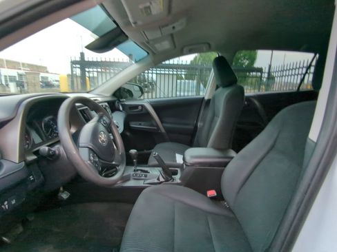 Used 2018 Toyota RAV4 LE w/ All Weather Liner Package AWD/4WD image 6