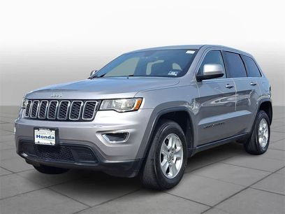 Used 2017 Jeep Grand Cherokee Laredo