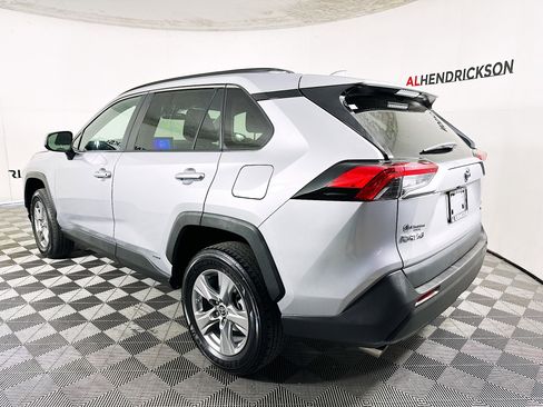 Used 2024 Toyota RAV4 LE image 5