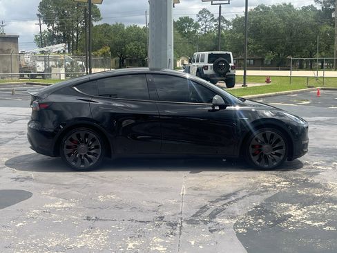 Used 2020 Tesla Model Y Long Range AWD/4WD image 11