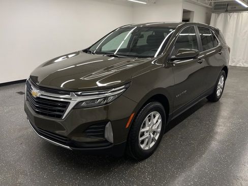 Used 2023 Chevrolet Equinox LT image 4