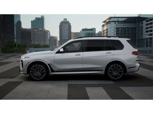 New 2026 BMW X7 xDrive40i w/ Executive Package AWD/4WD image 4