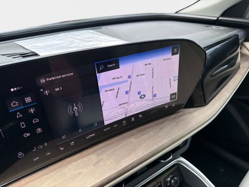 Used 2025 Audi Q5 Premium Plus image 42