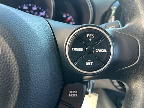 Used 2018 Kia Soul + FWD image 26