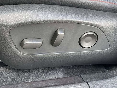 Used 2024 Chevrolet Equinox EV RS image 7