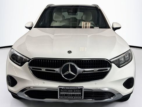 Certified 2026 Mercedes-Benz GLC 300 image 2