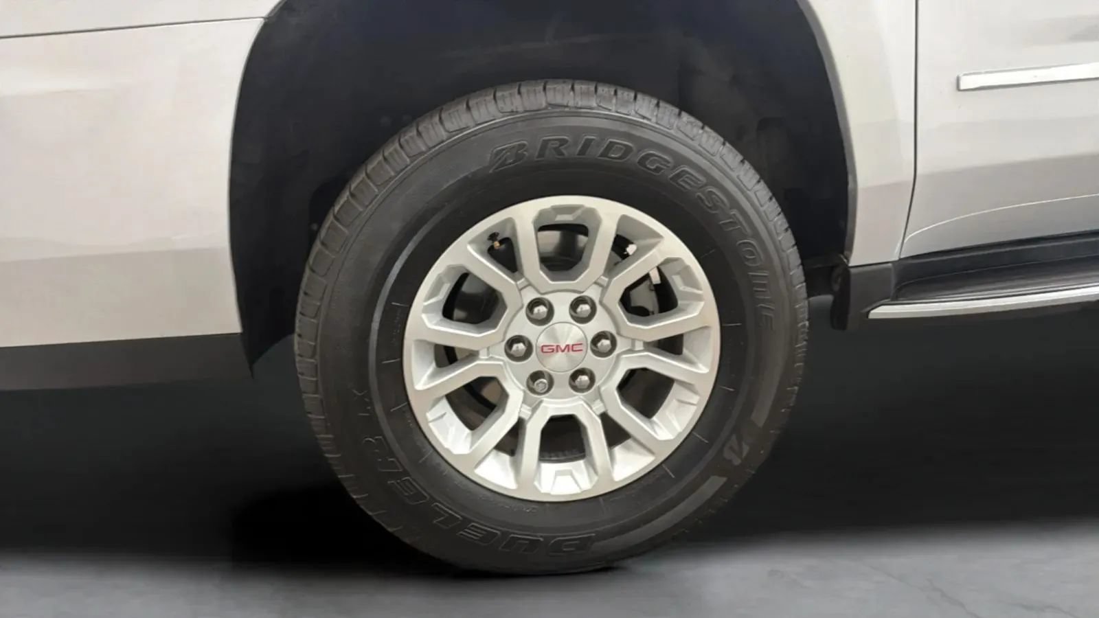 Used 2018 GMC Yukon XL SLT w/ HD Trailering Package AWD/4WD image 25