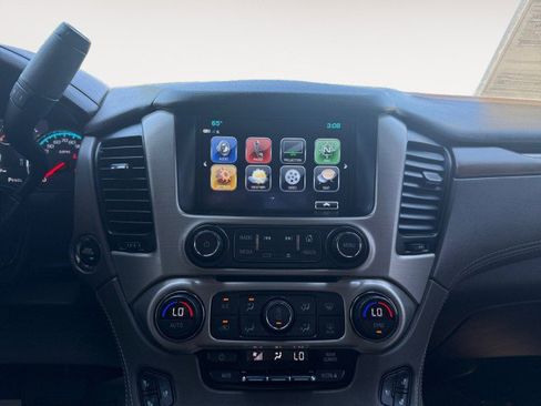 Used 2019 GMC Yukon Denali w/ Denali Ultimate Package AWD/4WD image 8