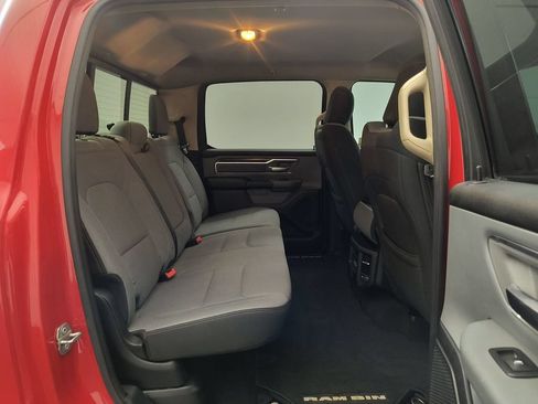 Used 2019 RAM 1500 Big Horn AWD/4WD image 32