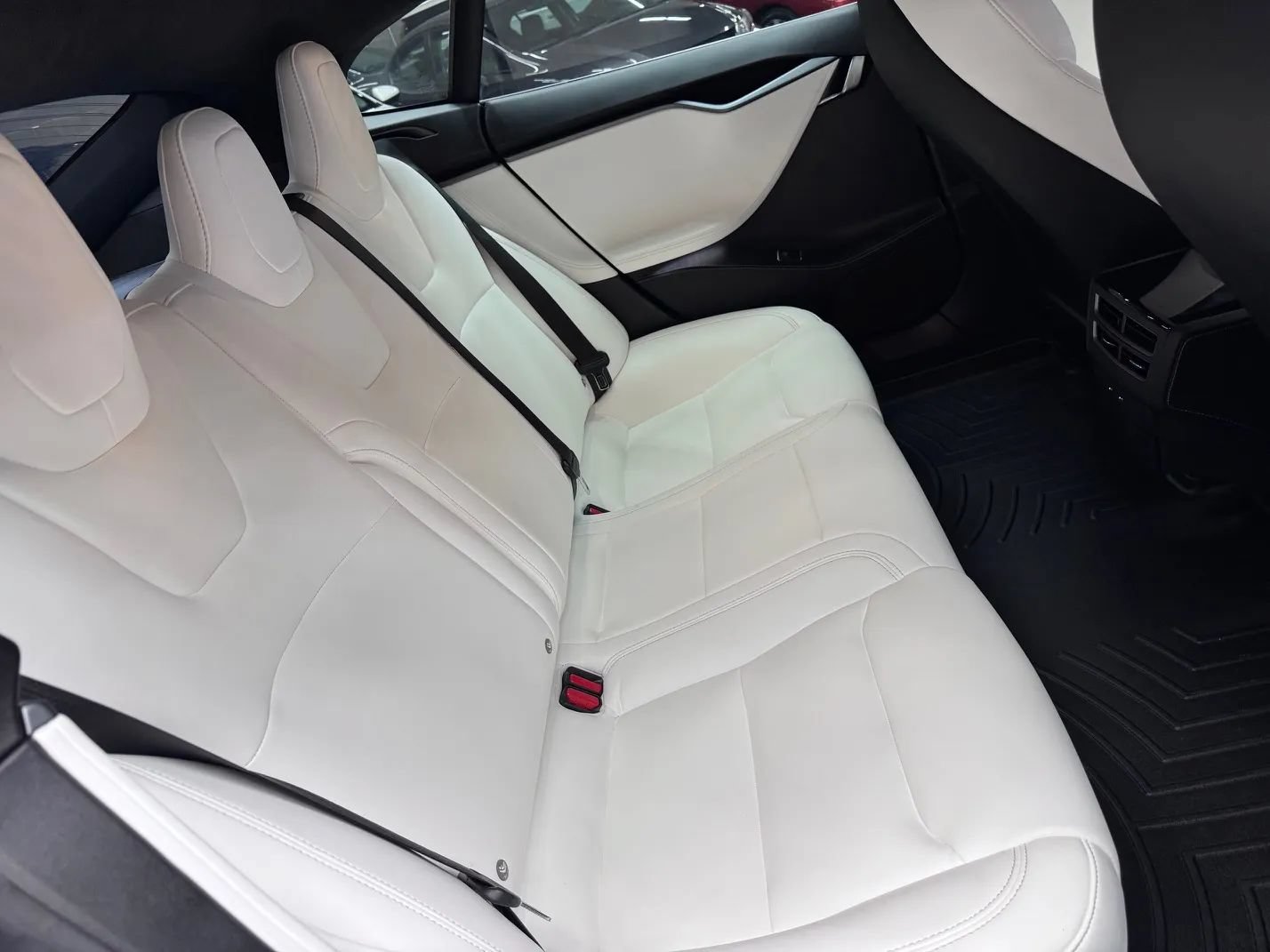Used 2020 Tesla Model S Long Range Plus AWD/4WD image 15