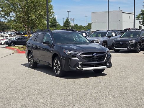 Certified 2025 Subaru Outback Limited AWD/4WD image 1