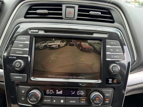 Used 2019 Nissan Maxima 3.5 SV w/ Floor Mat Group FWD image 22