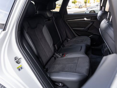 Used 2020 Audi SQ5 Premium Plus image 39