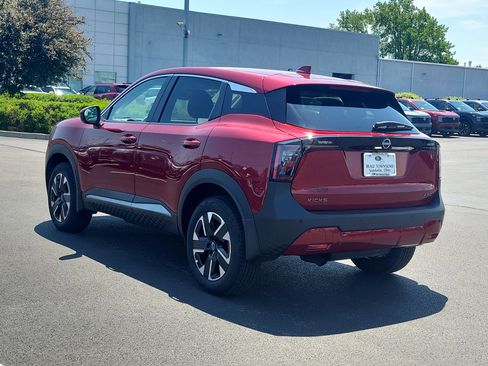 Used 2025 Nissan Kicks SV w/ Charging Package AWD/4WD image 3