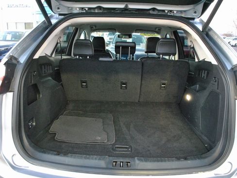 Used 2024 Ford Edge Titanium image 9