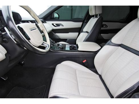 Used 2018 Land Rover Range Rover Velar R-Dynamic HSE image 6