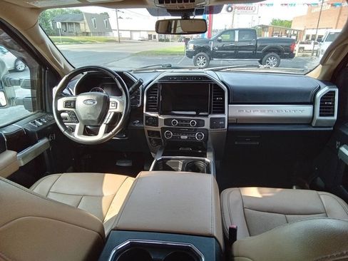 Used 2022 Ford F350 Lariat w/ Tremor Off-Road Package AWD/4WD image 8