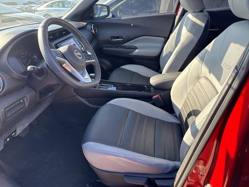 Used 2022 Nissan Kicks SR w/ Premium Package image 10