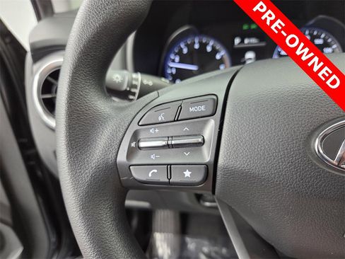 Used 2022 Hyundai Kona SE image 26