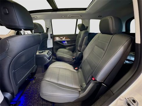 New 2025 Mercedes-Benz GLS 450 4MATIC image 6