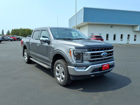 Used 2021 Ford F150 Lariat w/ Equipment Group 502A High AWD/4WD image 8