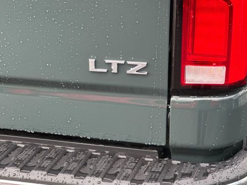 New 2026 Chevrolet Silverado 2500 LTZ w/ LTZ Premium Package image 25