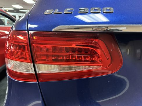 Used 2018 Mercedes-Benz GLC 300 image 36