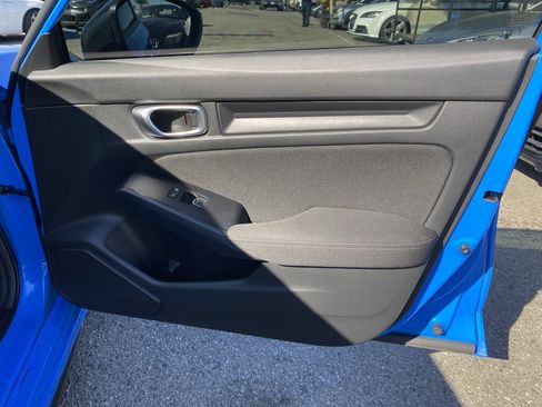 Used 2024 Honda Civic Sport image 25