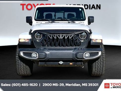 Used 2020 Jeep Gladiator Overland w/ Cold Weather Group image 3