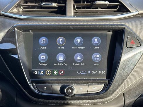 Used 2023 Chevrolet TrailBlazer ACTIV w/ Technology Package FWD image 4